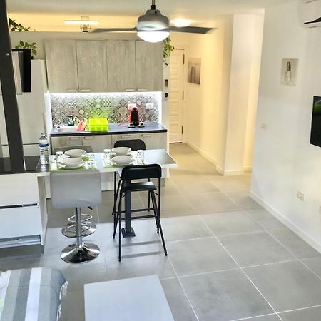 Los Cristianos Center Modern Apartament Extérieur photo